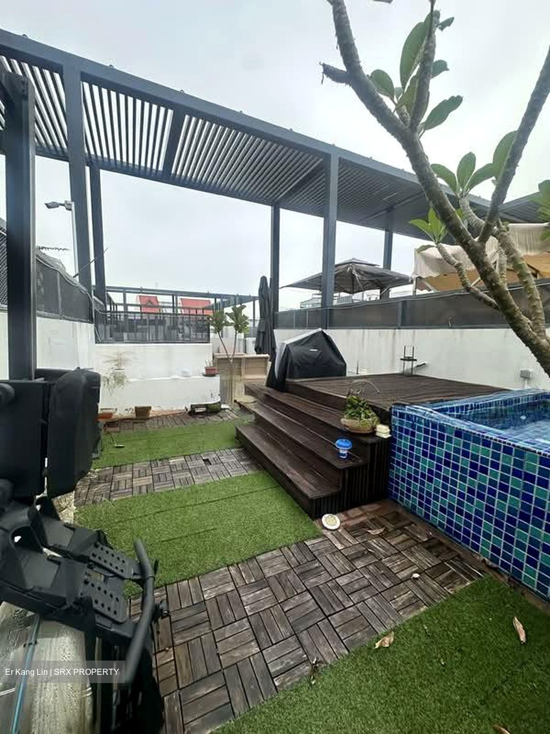 Suites 28 (D14), Apartment #538862101